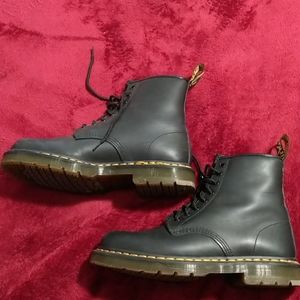 Dr. Martens
